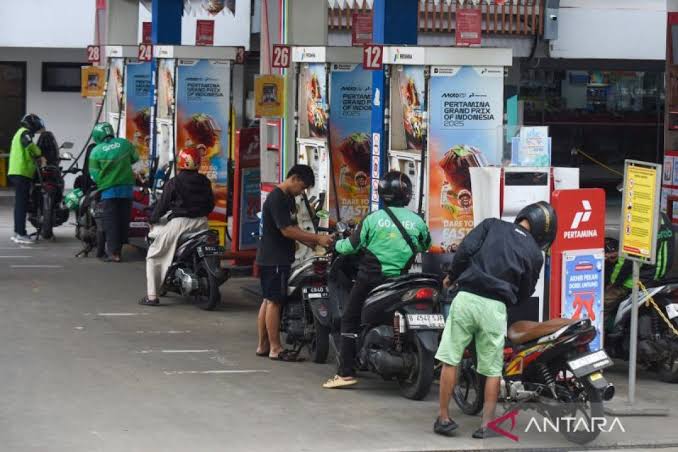 Bersyukur Jadi WNI, BBM Subsidi Tak Naik meski Dunia Bergejolak