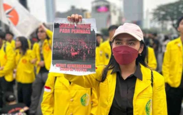 Jelang 20 Oktober BEM UI Ajukan Cukup 2 Tahun, Tuntutan yang Berlebihan?